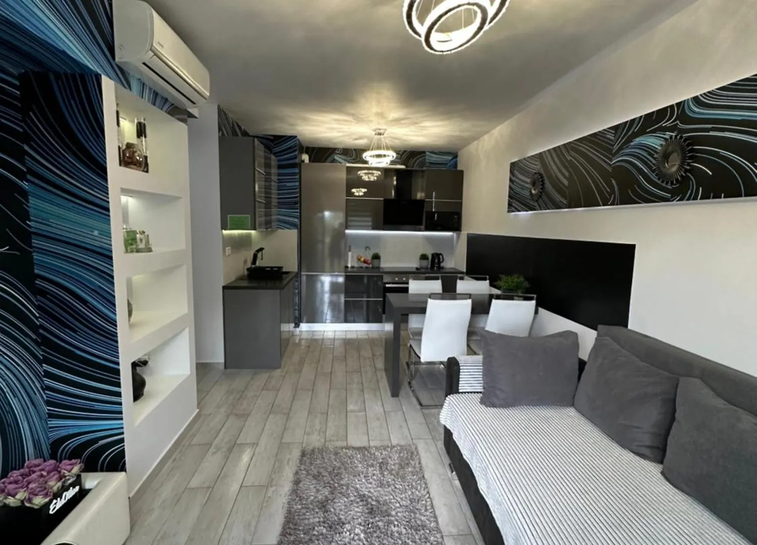 Gina Apartman Debreczyn 0*,