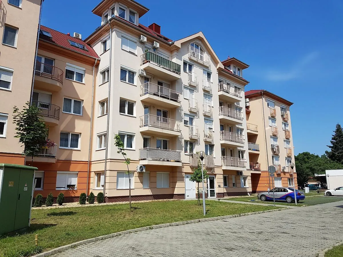 Gina Apartman Debreczyn Apartament